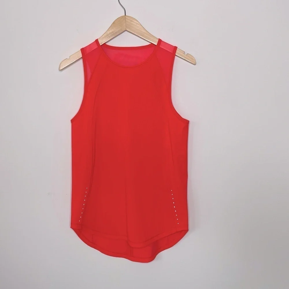 Lululemon Sculpt Tank Top with Reflective Details Size 4 running yoga